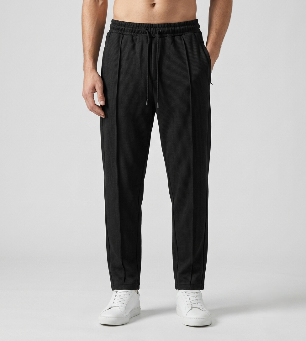 Men's Black Pleated Loose Fit Trousers